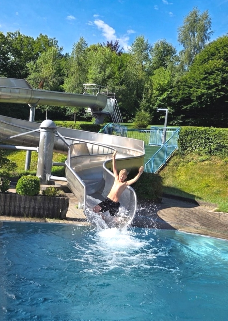 images/Kegelsberg/Freibad/Freibad.jpg#joomlaImage://local-images/Kegelsberg/Freibad/Freibad.jpg?width=798&height=1124