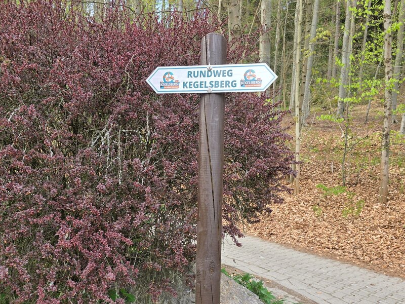 Wegweiser am Rundweg Kegelsberg