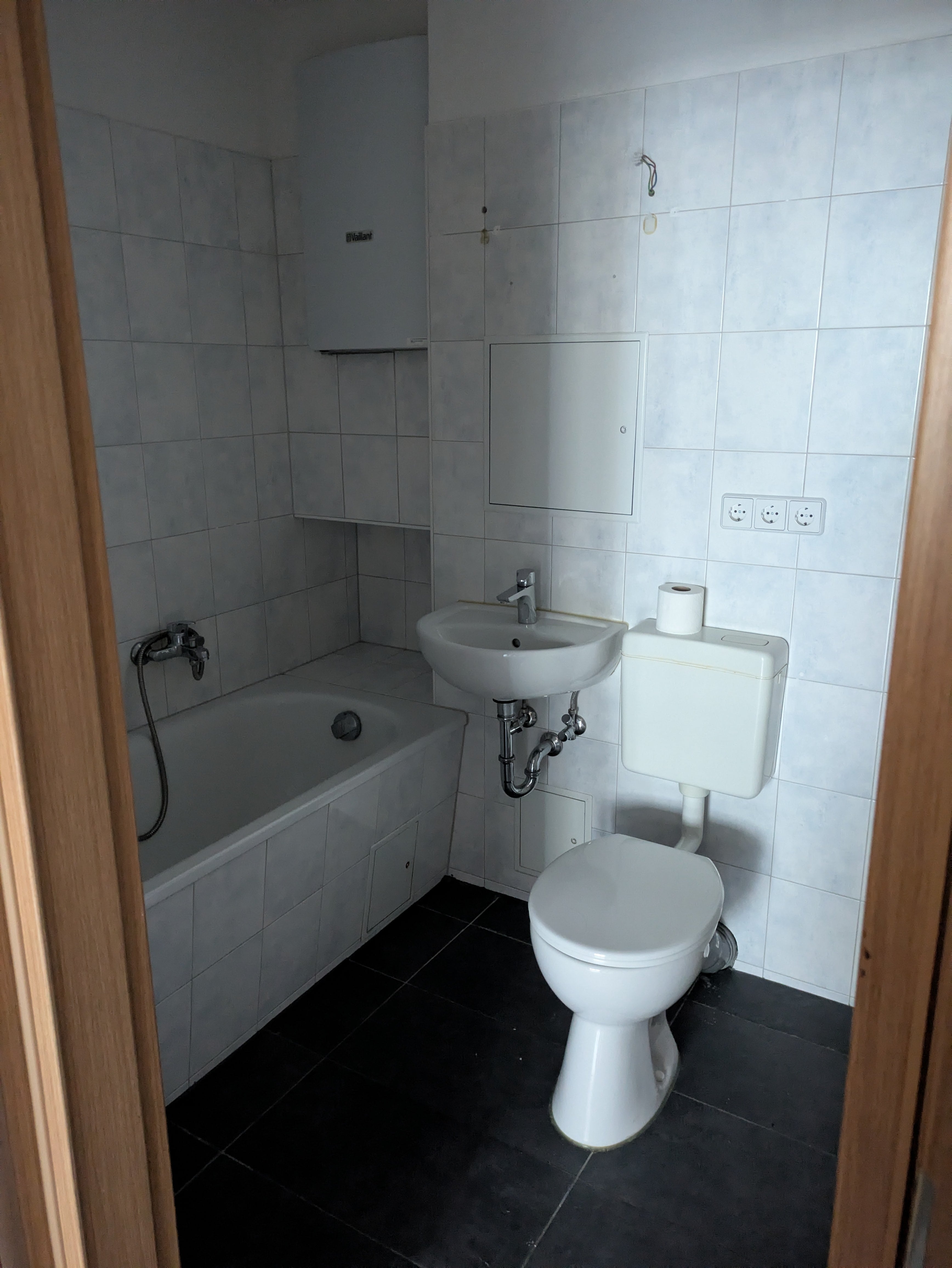 PXL 20251111 080721117 min