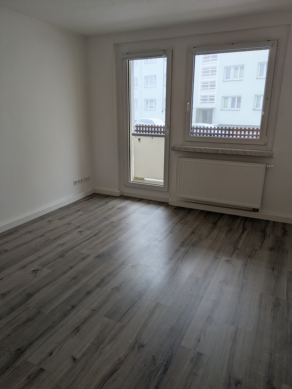 images/vermietung/Aktuelle-Leerwohnungen/3-Raum-Wohnung-August-Bebel-Straße/PXL_20250213_084137053-min.jpg#joomlaImage://local-images/vermietung/Aktuelle-Leerwohnungen/3-Raum-Wohnung-August-Bebel-Straße/PXL_20250213_084137053-min.jpg?width=601&height=800